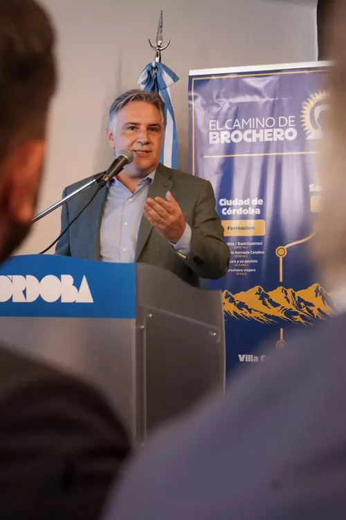 Llaryora participó de la presentación de “El camino de Brochero”, un trayecto turístico de 240 km sobre la vida del sant