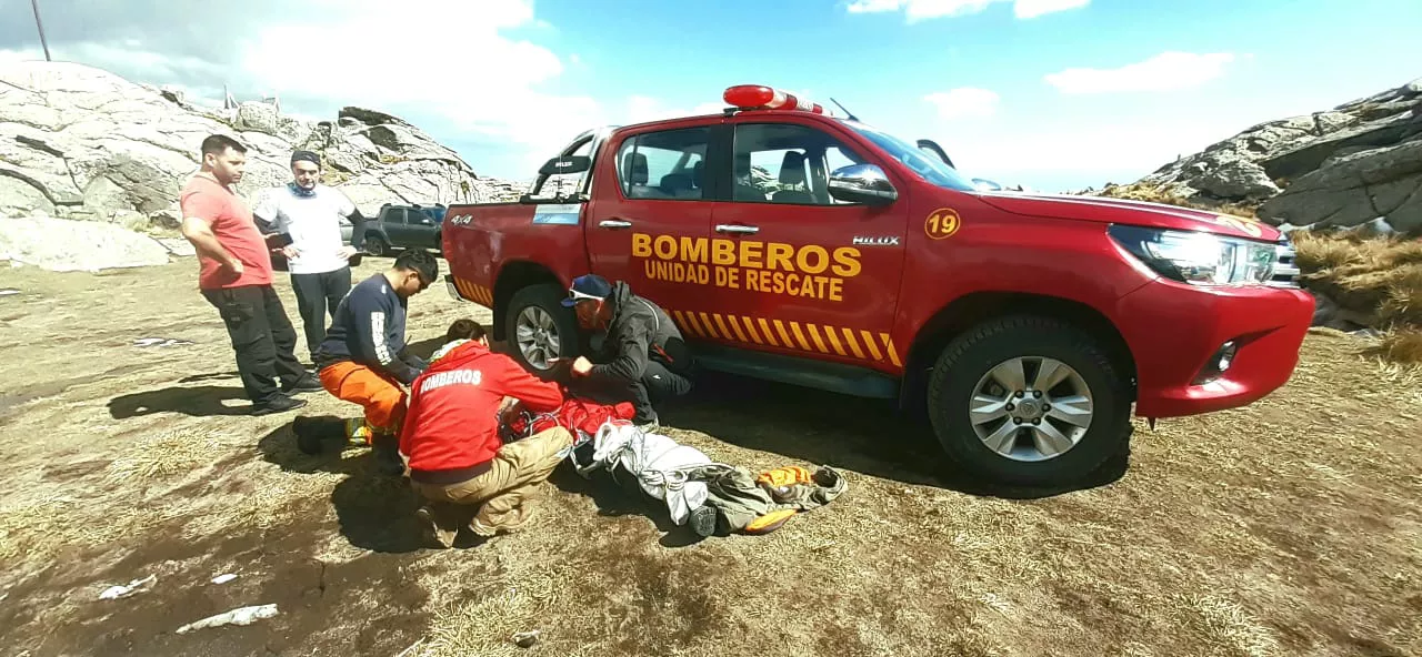 Cerro Champaquí: otro rescate en la altura. Esta vez, una mujer con quebradura expuesta 