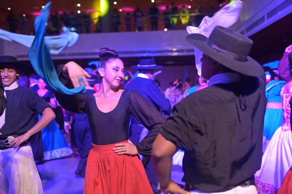 Se lanzó “CórdoBAILA” y abrió su convocatoria a las academias y grupos de danzas folclóricas