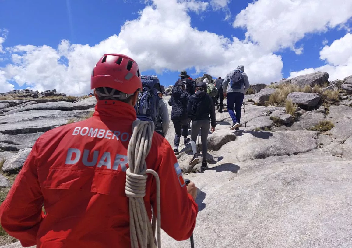 Evacuaron en helicóptero a todas las personas que estaban varadas en el Cerro Champaquí de Córdoba