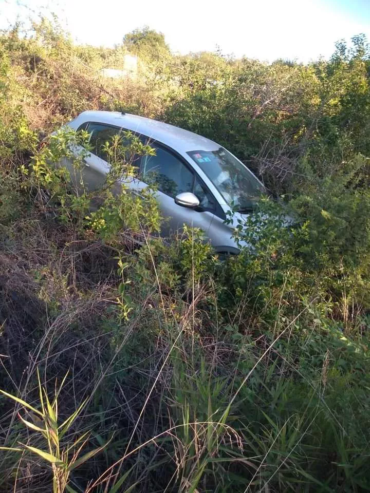 Villa del Duque: un automóvil desbarrancó en cercanías al puente Las Vacas