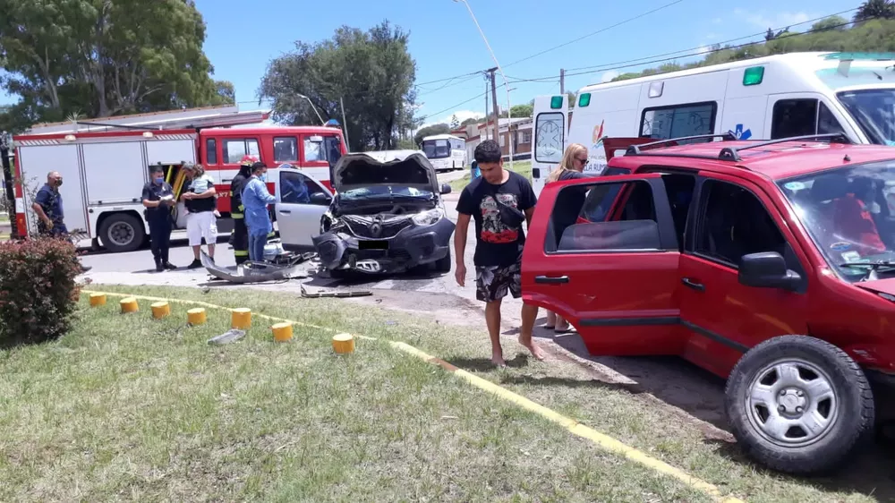 Accidente ingreso a Villa Rumipal 04