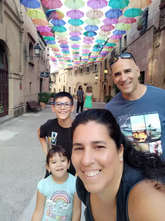 Renata Cesaroni y su familia en Barcelona