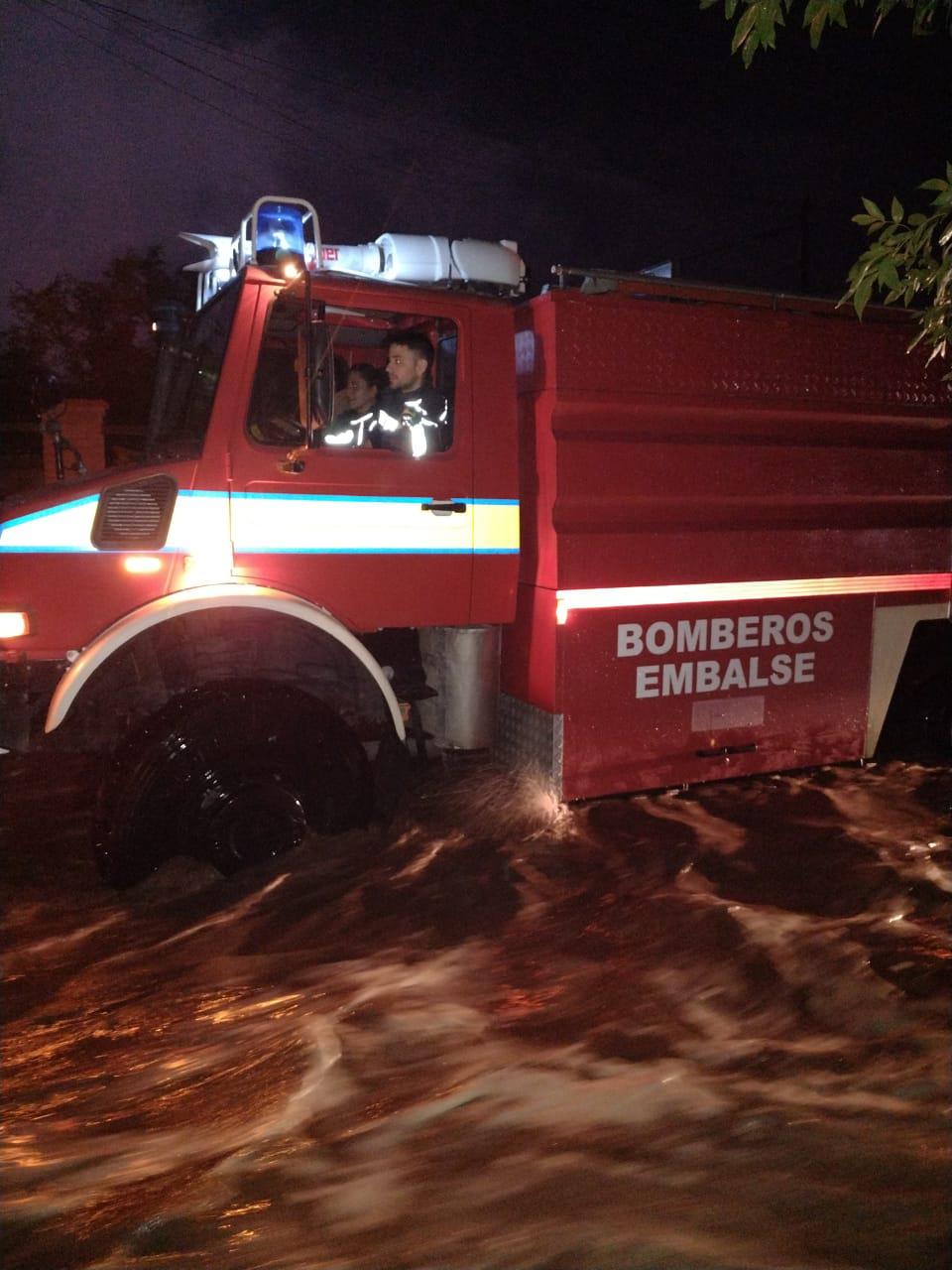 TORMENTA en Embalse 01