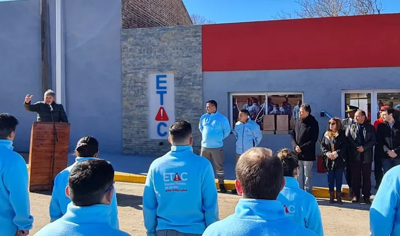 03a0ae35-3ac3-49a2-a1d2-4eec60efc908