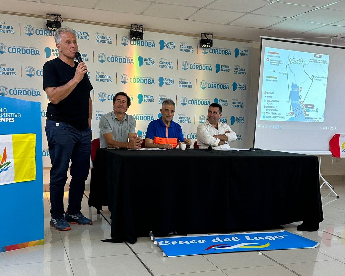 Marcelo "Pato" del Rio tambien formó parte de la delegacion que presentó el #CrucedelLago 2024 