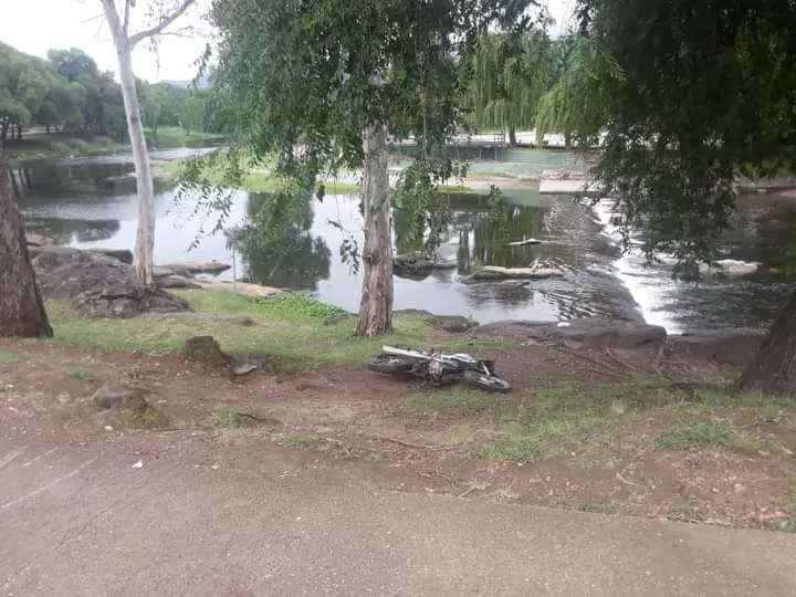 ef9a8f4a-c70b-4406-99bb-138c80d7bff7