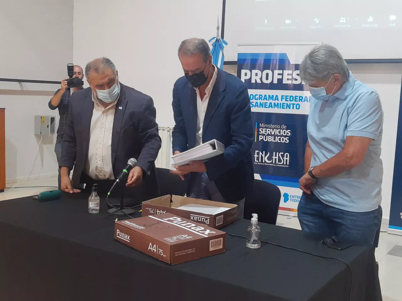 45debfc2-79ef-469e-8e80-1e920ec9eab7