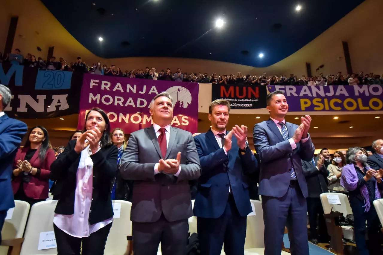 24b76746-1a63-48ae-a89b-1751eb7ec726