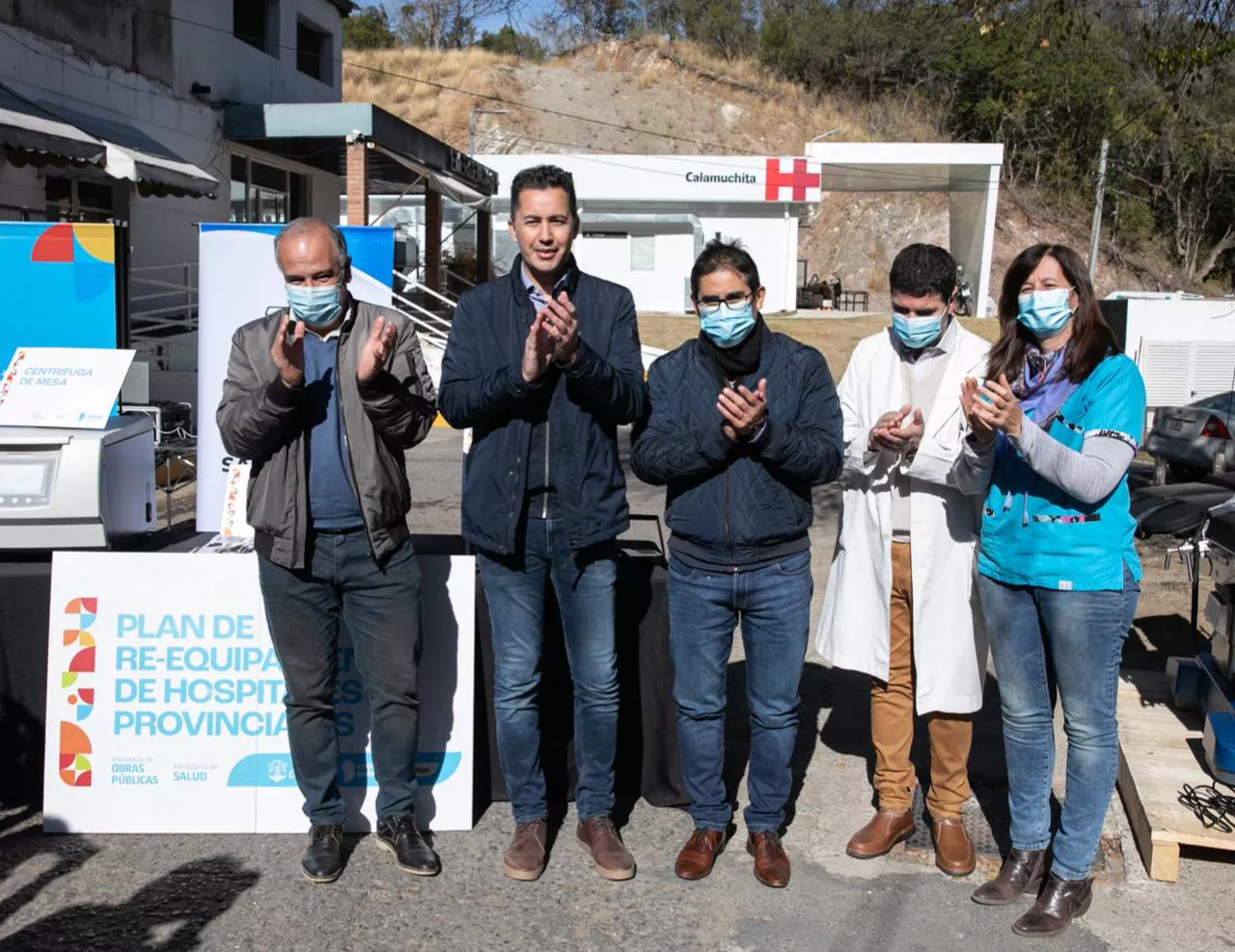 Manuel Calvo hizo entrega de aparatología al Hospital Regional Eva Perón