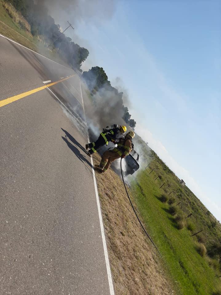 auto-incendiado-4