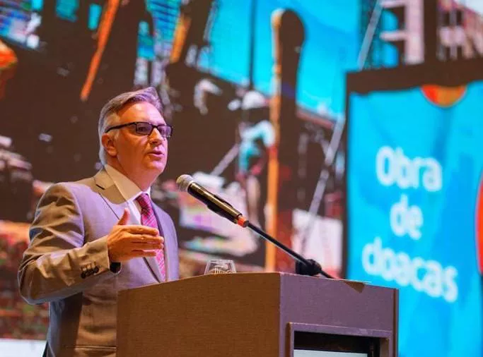 Llaryora: vamos a terminar el mandato con una inversión en obra pública y maquinaria de 80 mil millones de pesos