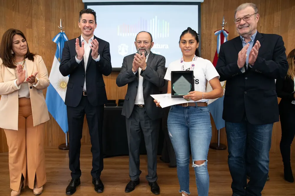 68e404a6-aa09-4324-8fc7-6aad2b455e84