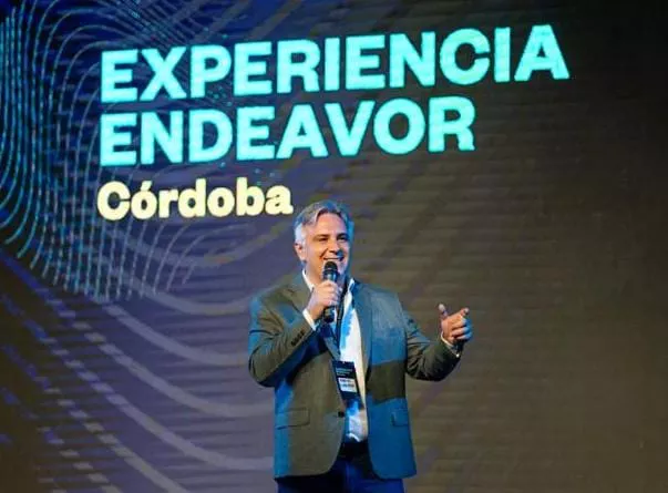 Llaryora experiencia Endeavor2