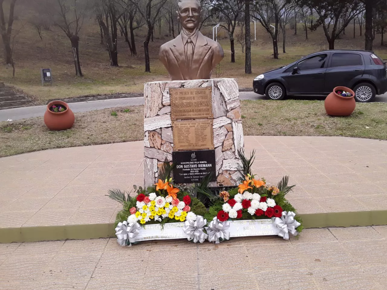 b9816558-31a3-42ad-99da-9d5d38ac87b5