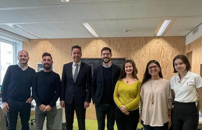 Manuel Calvo solicitó el ingreso formal de la Legislatura como miembro pleno a la OGP