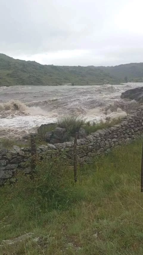 Serías inundaciones en Cañada del Sauce por la crecida del río