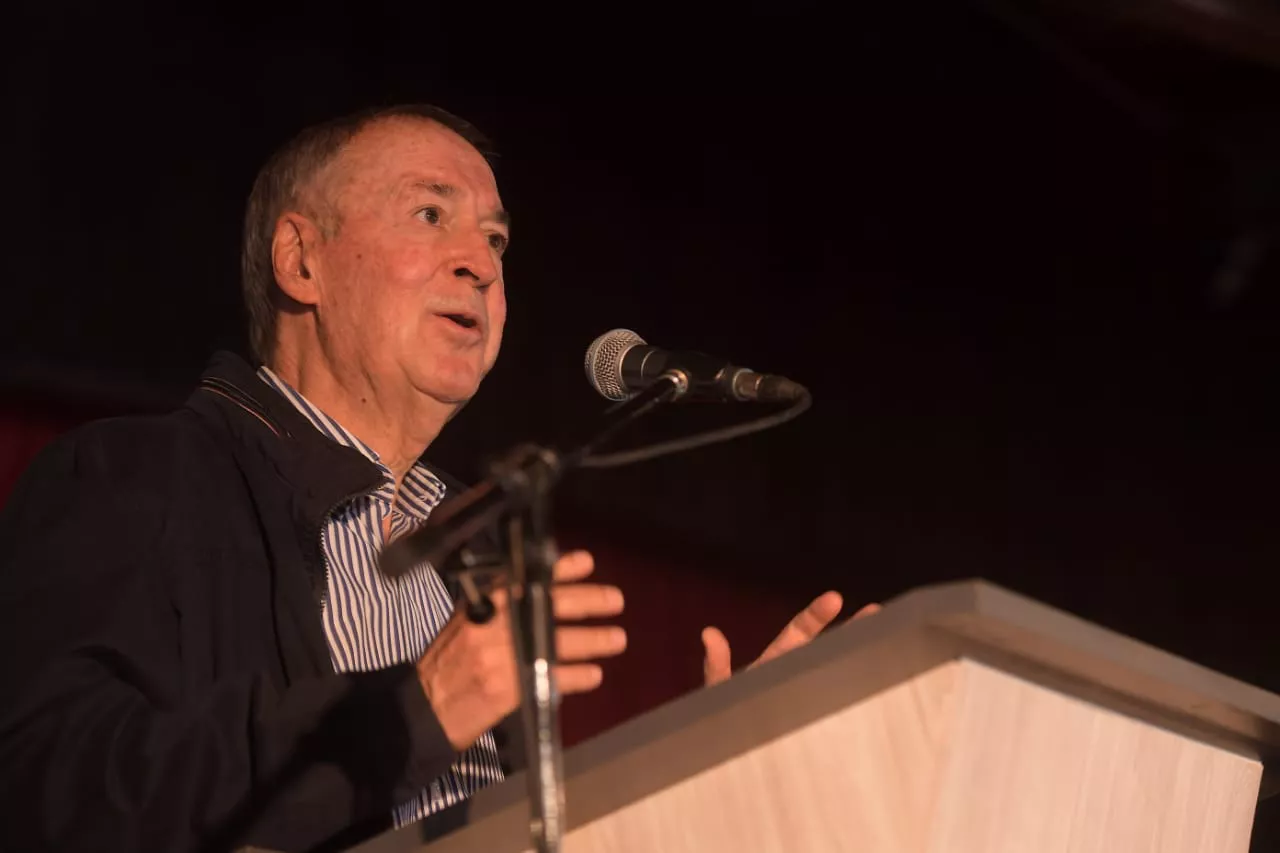 a2279aa8-cf71-40e0-b01e-2e0222e97a44