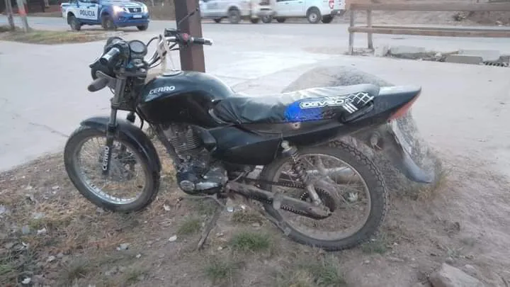 Villa General Belgrano: falleció una motociclista luego de chocar contra un perro