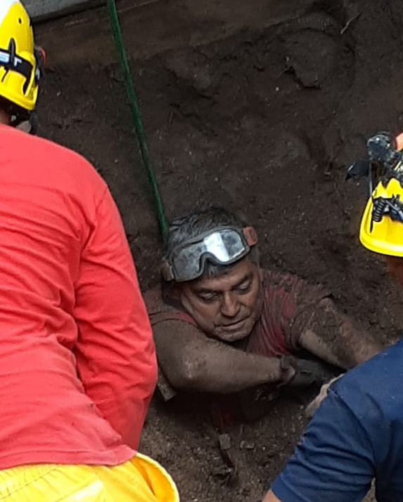 HOMBRE RESCATADO ALTA GRACIA 01