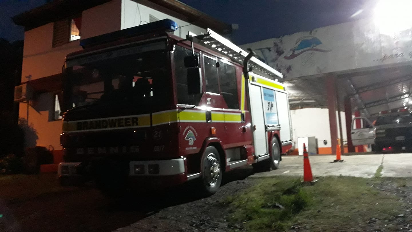 MOVIL DE BOMBEROS VDD