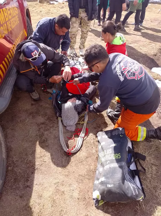 Cerro Champaquí: otro rescate en la altura. Esta vez, una mujer con quebradura expuesta