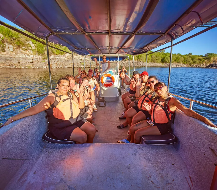 paseos en lancha gerard le moy