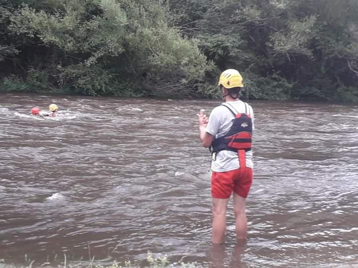 Rescate en Río Los Reartes Foto: Bomberos Villa Gral Belgrano