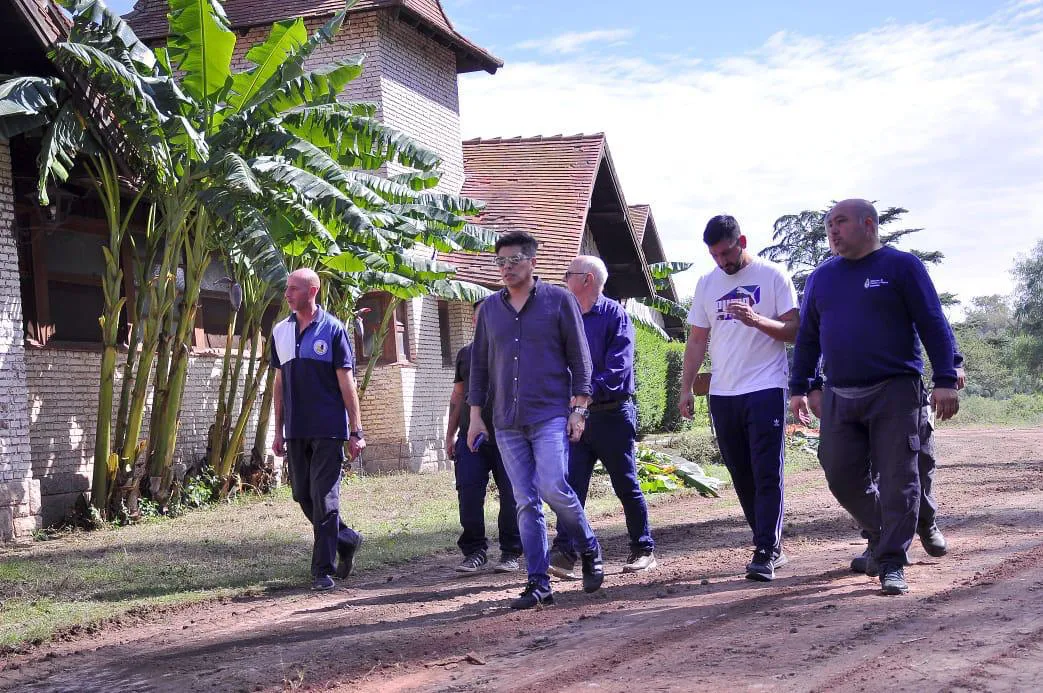 10af2d44-8545-49f4-9dc4-9a341bfb06ea