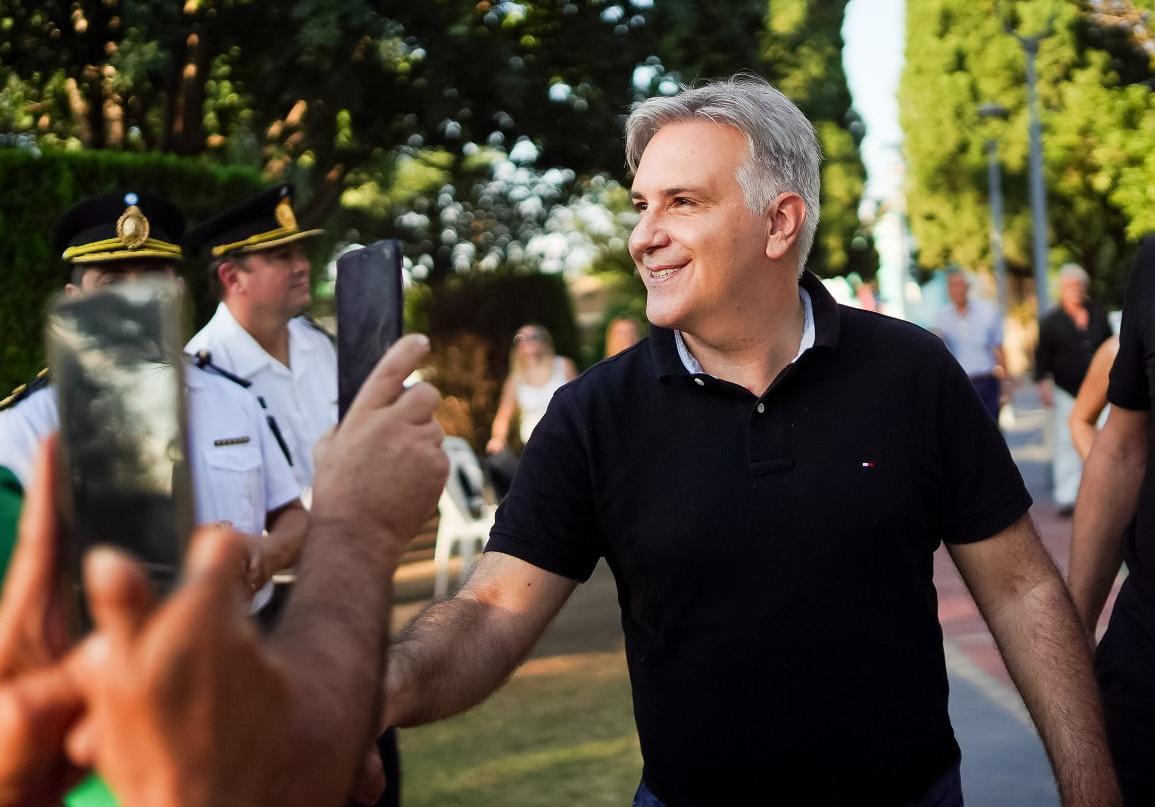 Llaryora en San Agustin