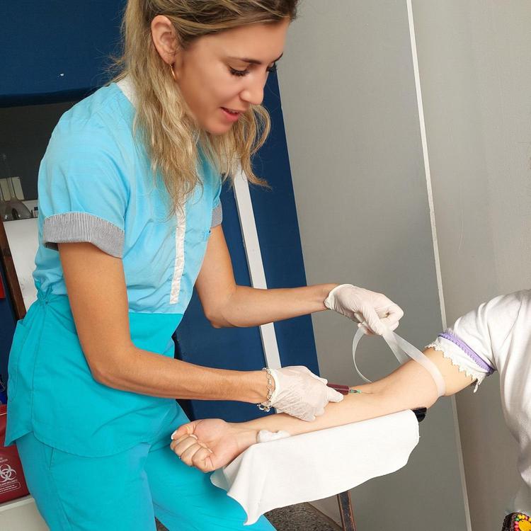 análisis clínicos en LEAC, Calamuchita