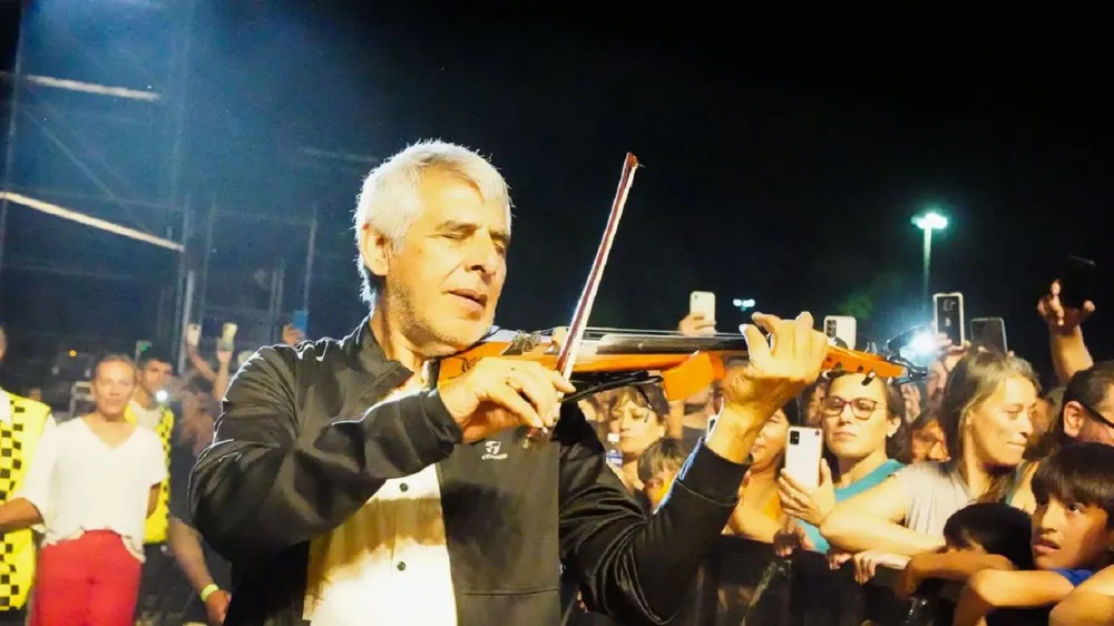 peteco carabajal (2)