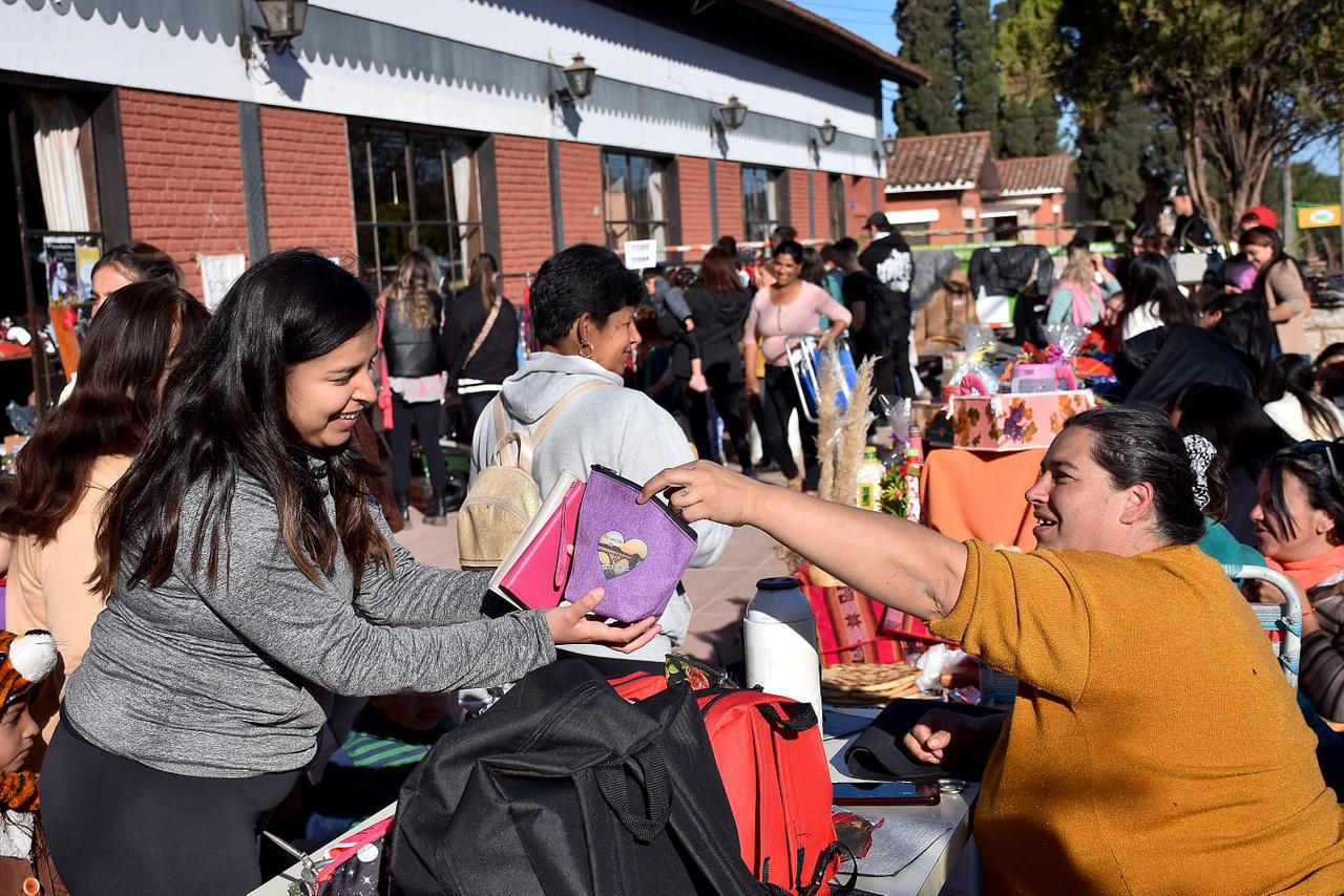 04da84cd-a2ec-4c2d-8965-238c1c04066f