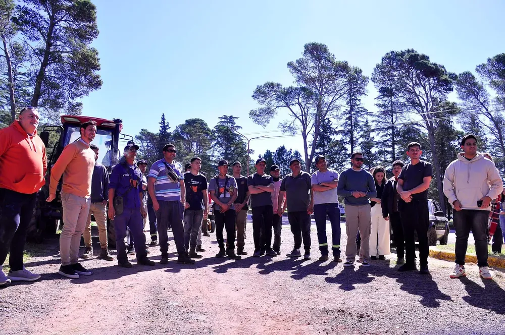 EMBALSE  POLIDEPORTIVO 02