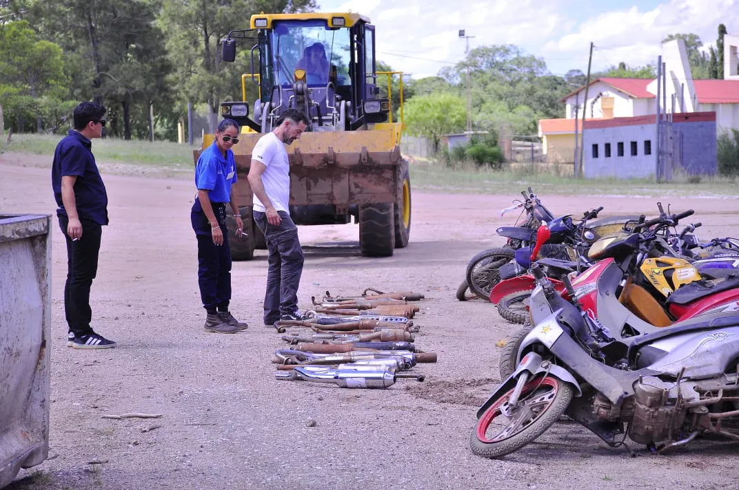 b01d1e61-5059-469a-8388-2354aed9f07d