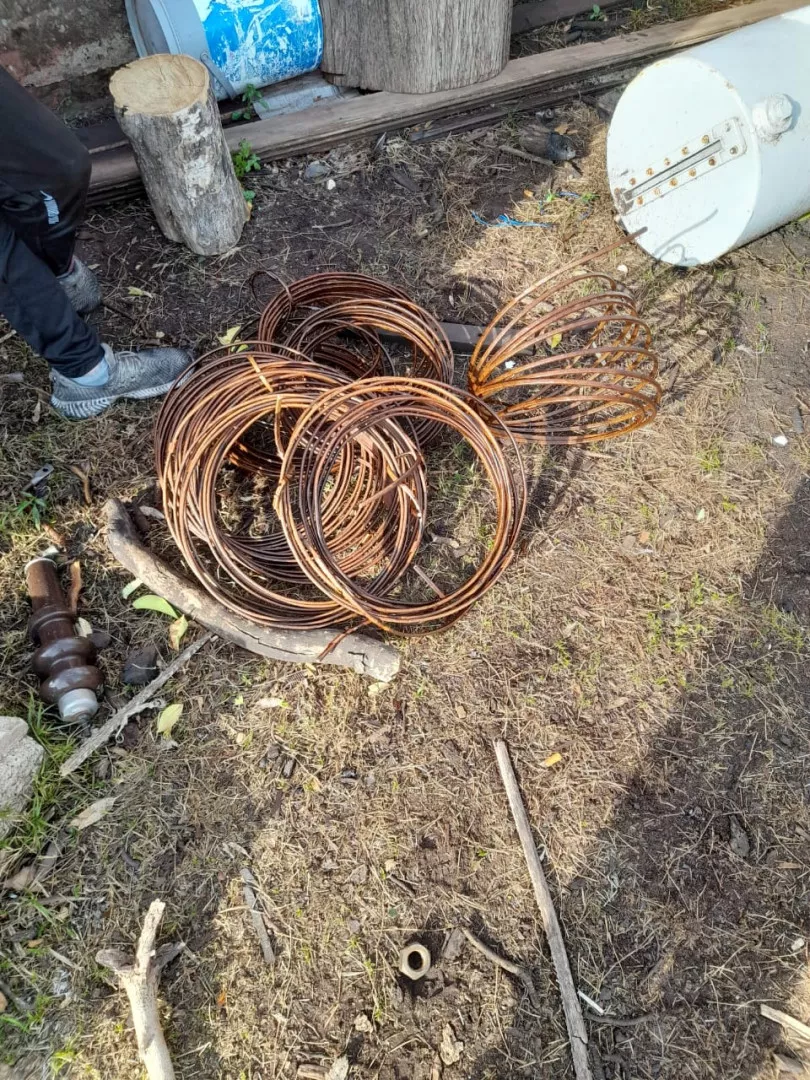 Embalse: un hombre fue detenido por extraer rollos de cobre de un transformador