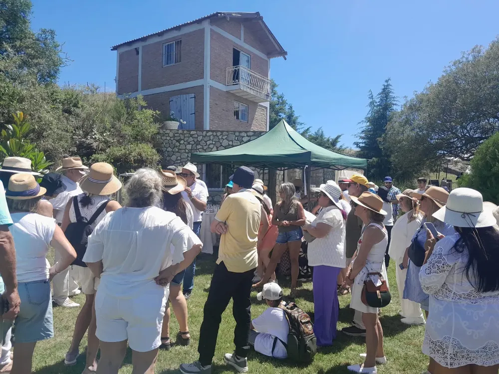 43257990-a06a-41a9-93bf-f8c1248fc9ab