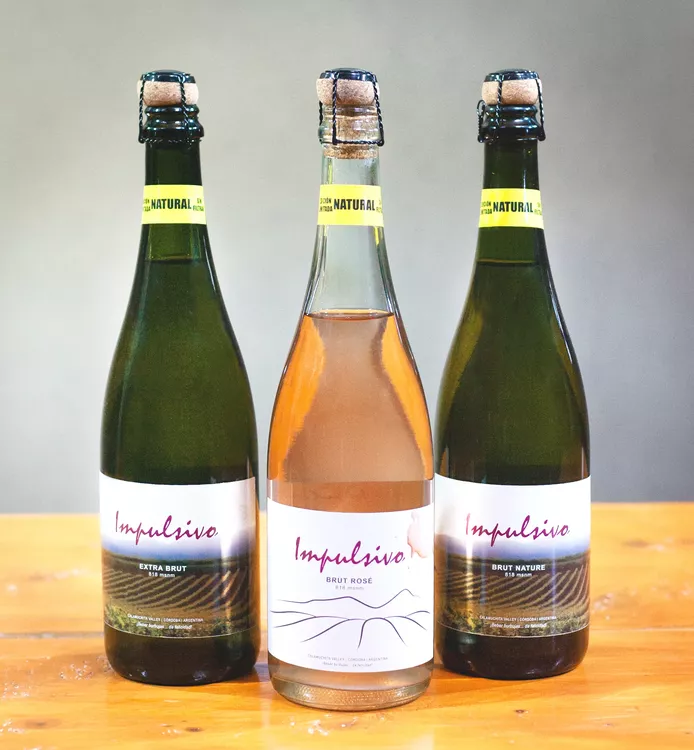 "Impulsivo", el espumante elaborado en Calamuchita y un modo de vida de la Familia Frusso