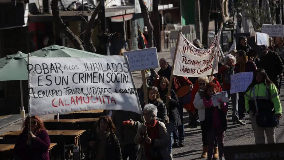 YLUCPWM7JJDYNMKUUFAKKF73DE