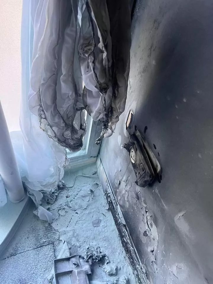 Villa General Belgrano: bomberos trabajaron en un incendio estructural en un comercio hotelero 