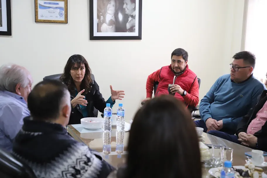 52aff893-7ed5-4c6a-adac-640768924e13