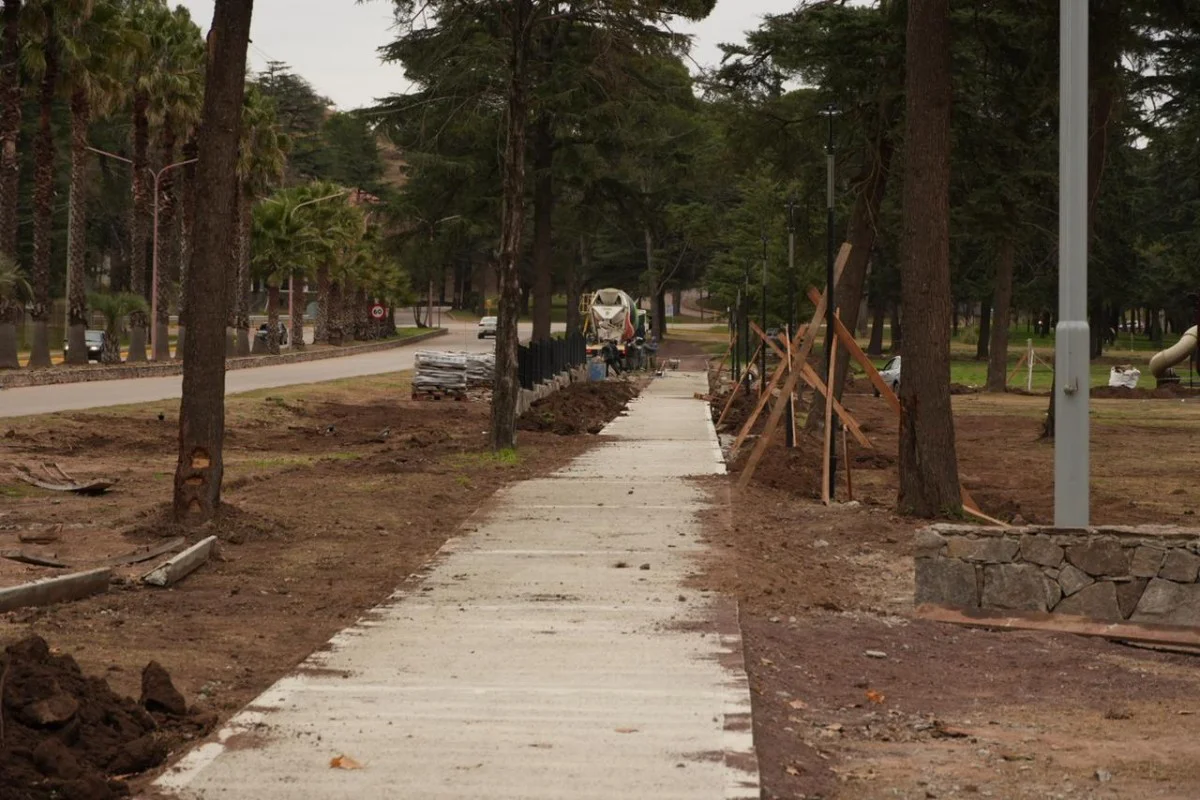 nueva plaza de Embalse (1)