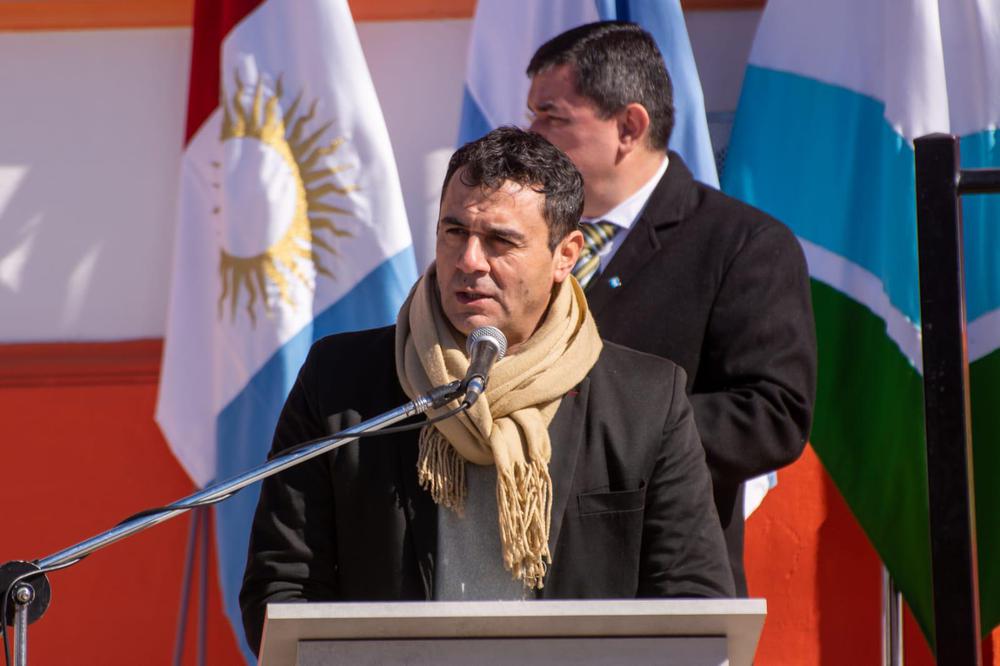 04de1d5f-ef2e-4fc7-a577-82212e81b50b