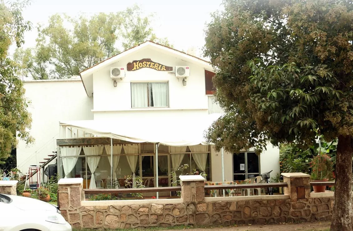 Villa Rumipal - Hosteria Geily (1)