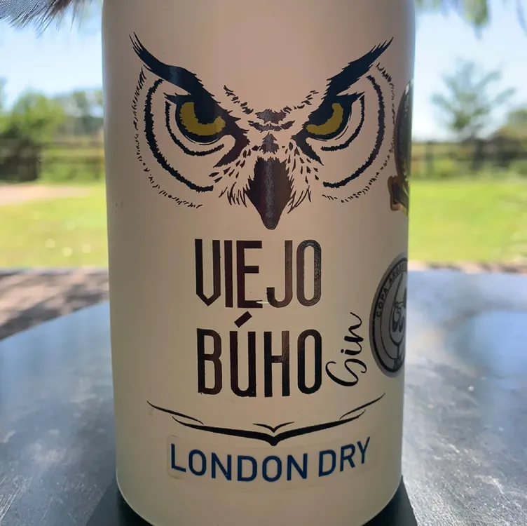 Viejo Búho Gin
