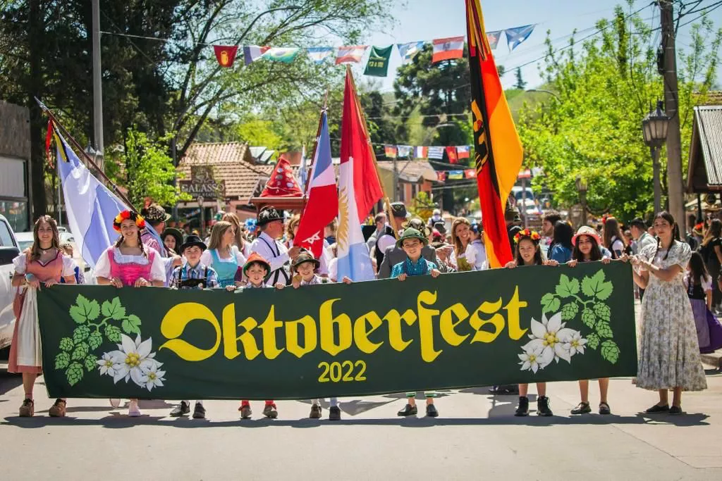 Mas de 15 mil personas disfrutaron de la segunda jornada de la Oktoberfest con La Sole