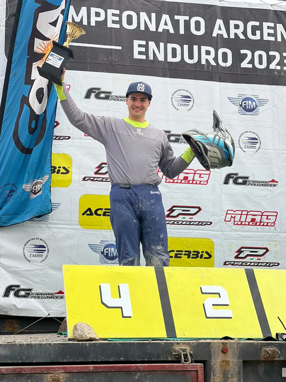 5535bbc3-63fe-4cb9-af6c-f7d8161cc80b