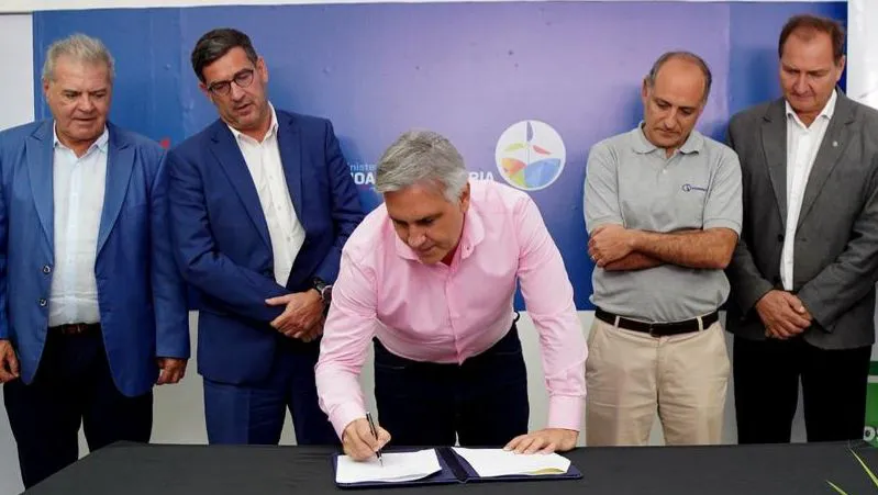 e84a36c1-0a49-42e3-abb4-82bdda072ff3