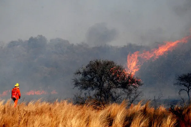 Incendio, foto prensa cba