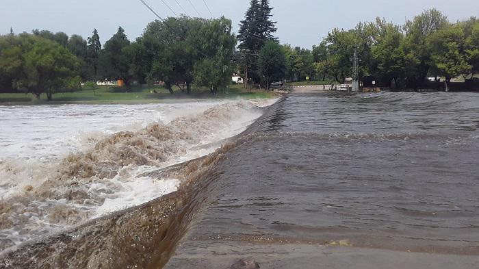 CRECIDA RIO SANTA ROSA 04